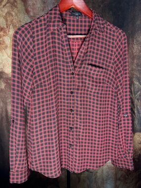 The Limited Red and Black Plaid Button-Down Shirt